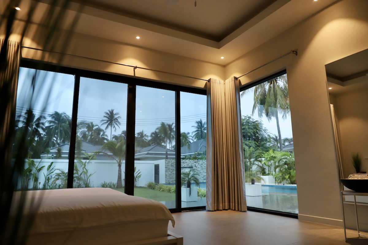 Interior Painting Estepona finished bedroom